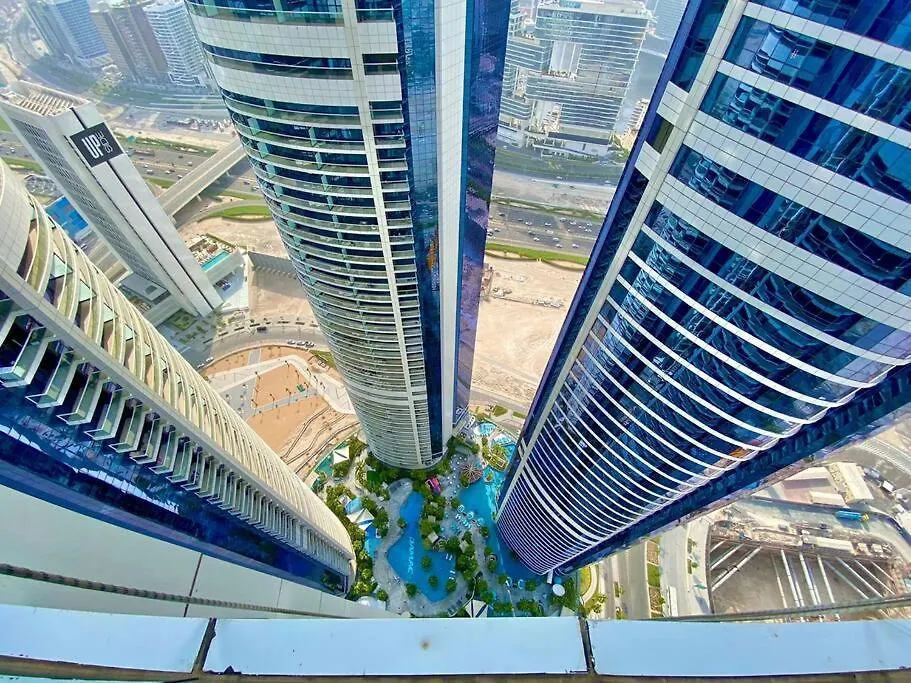 Daire Paramount Hotel Flat With Amazing Burj Khalifa View Dubai